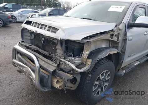 2019 Toyota Tundra Limited 5.7L V8 z USA, uszkodzony, nr VIN 5TFBY5F11KX788280